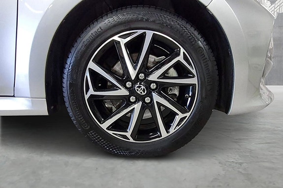 Toyota Yaris 19 of 19