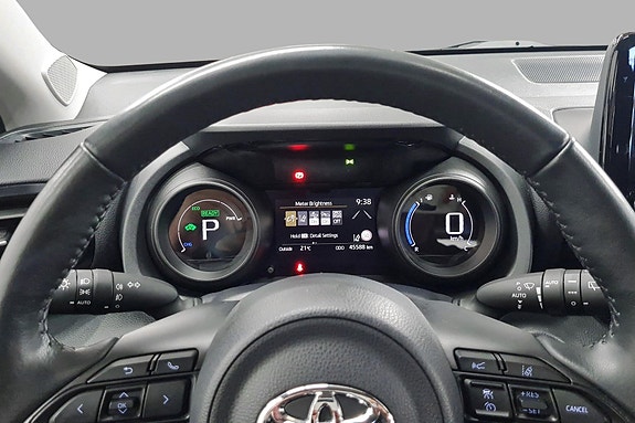 Toyota Yaris 12 of 19