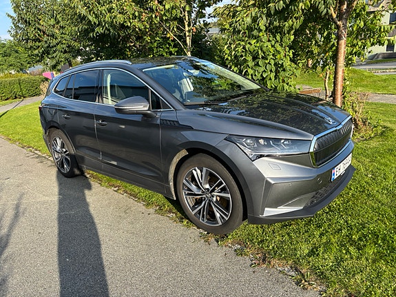 Skoda Enyaq 2 of 7
