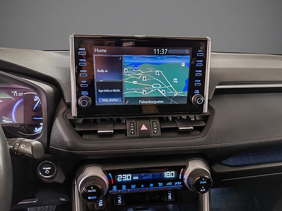 Toyota RAV4 Plug-in Hybrid 16 of 29