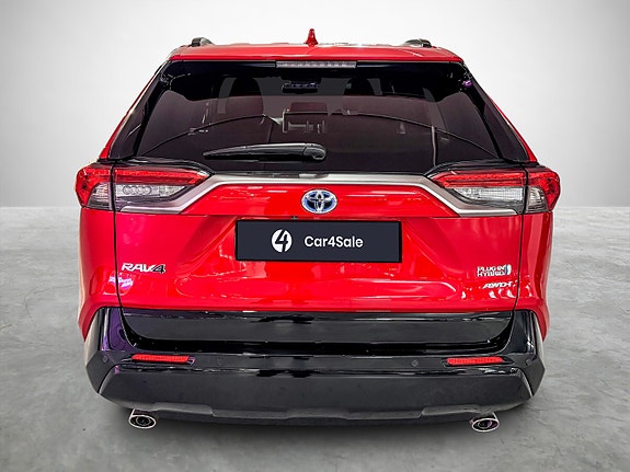 Toyota RAV4 Plug-in Hybrid 4 of 29