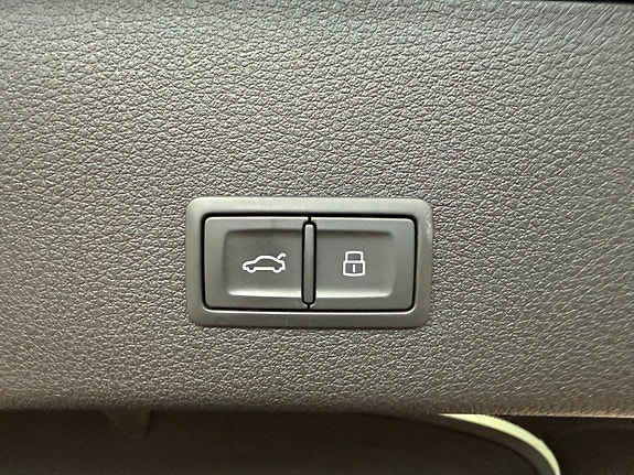 Audi Q8 e-tron 15 of 30