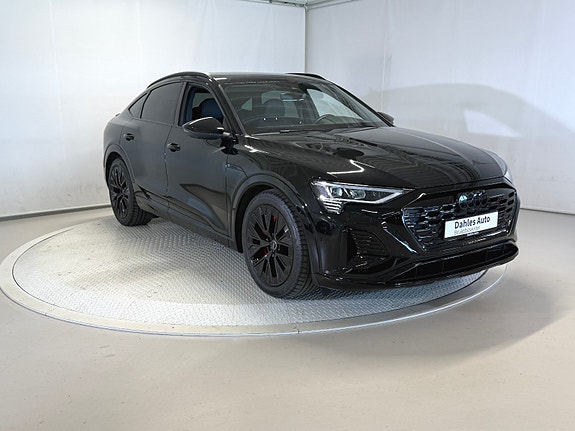 Audi Q8 e-tron 2 of 30