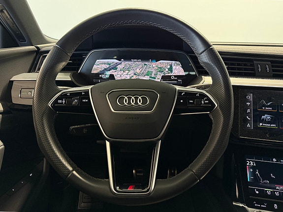 Audi Q8 e-tron 17 of 30