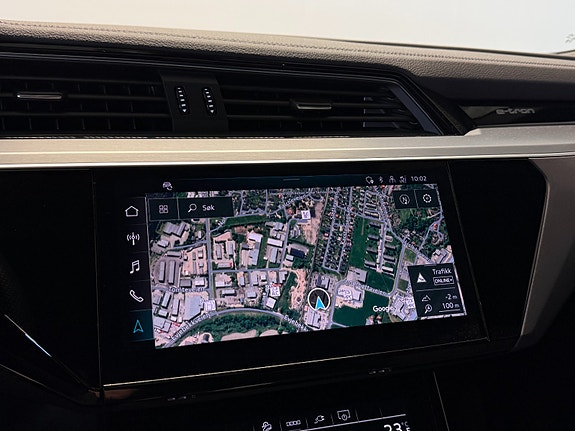 Audi Q8 e-tron 26 of 30