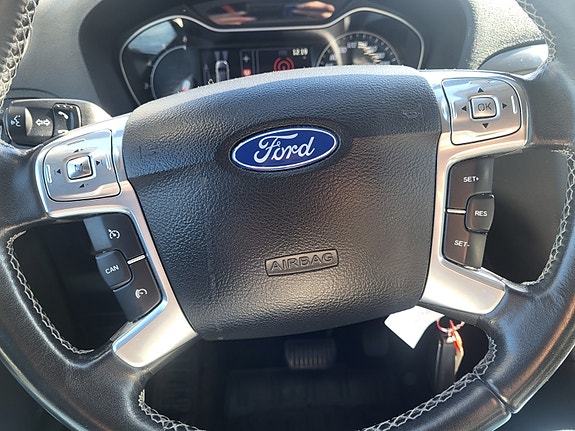 Ford S-MAX 14 of 23
