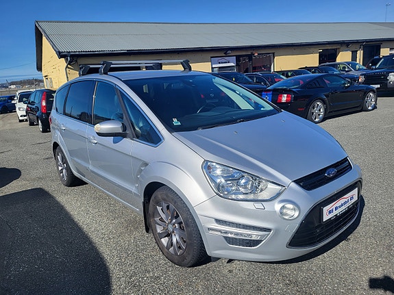 Ford S-MAX 2 of 23