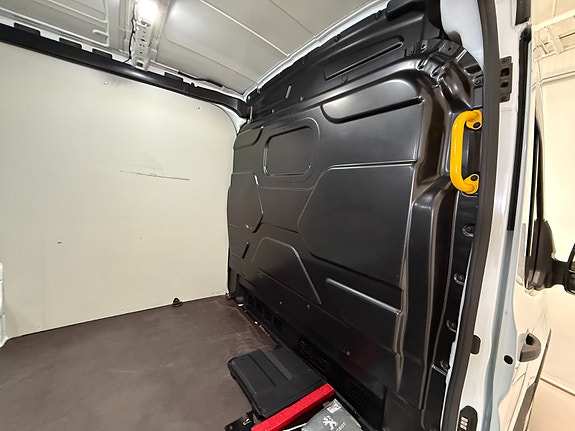 Ford Transit 20 of 30