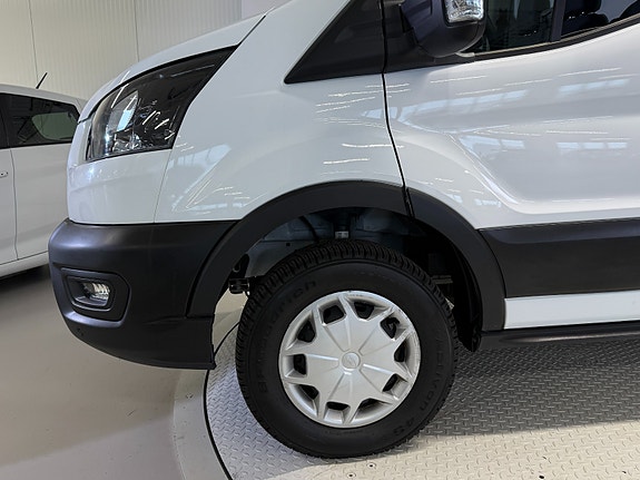 Ford Transit 7 of 30