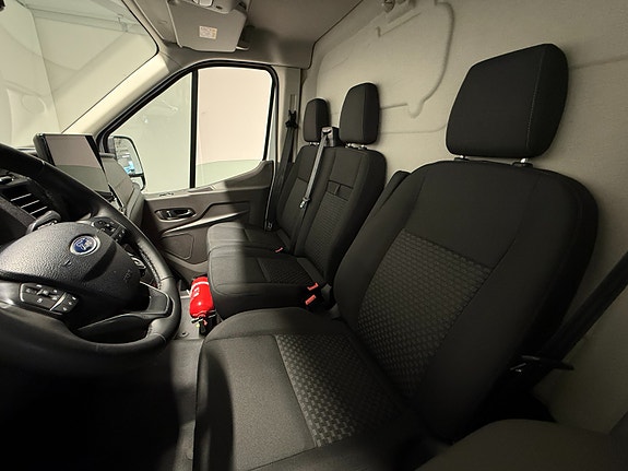 Ford Transit 6 of 30
