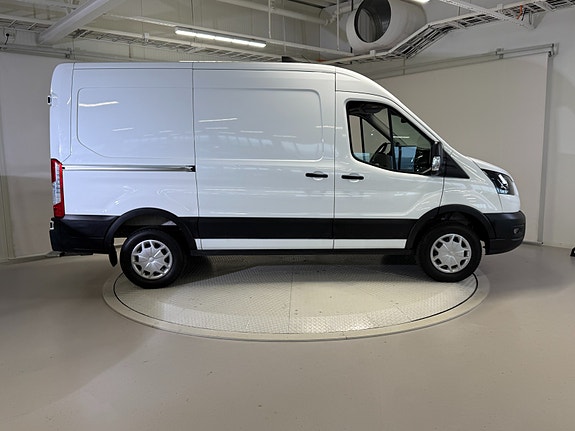 Ford Transit 10 of 30