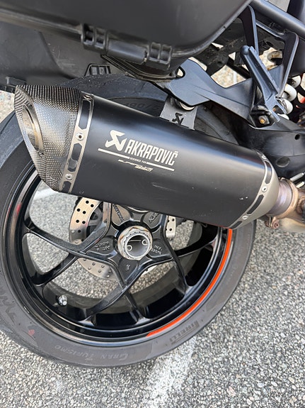 KTM 1290 Super Duke GT 5 of 11