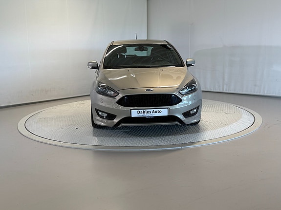 Ford Focus 15 of 30