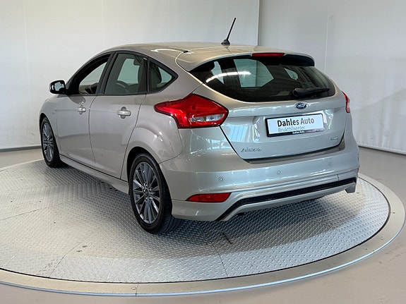 Ford Focus 17 of 30