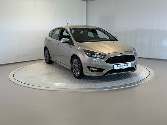 Ford Focus 14 of 30