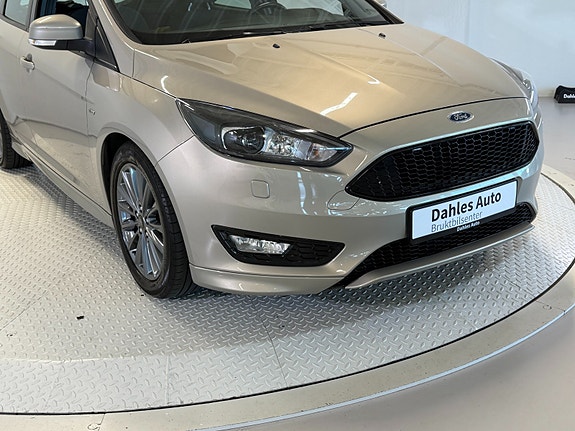 Ford Focus 16 of 30