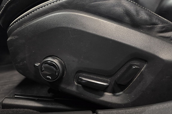 Volvo V90 23 of 30
