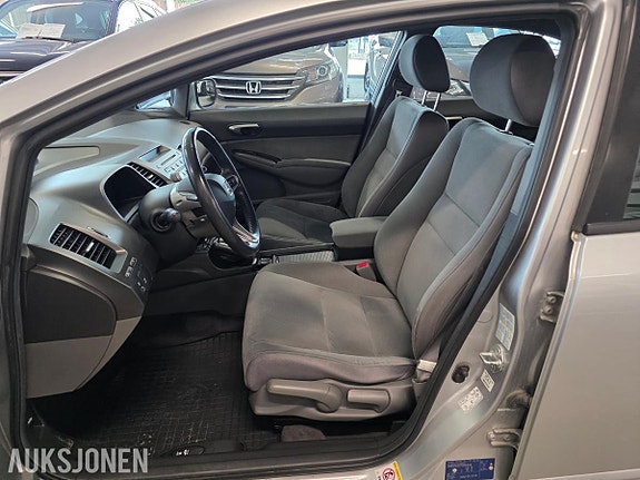 Honda Civic 9 of 30