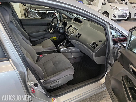 Honda Civic 10 of 30