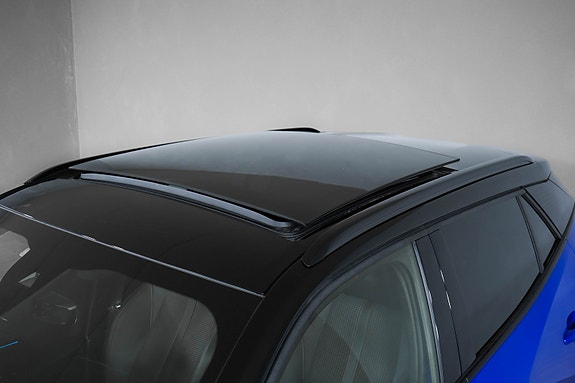 Peugeot e-2008 3 of 20