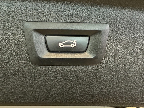 BMW 225xe 15 of 30