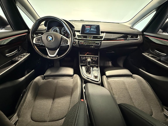 BMW 225xe 5 of 30
