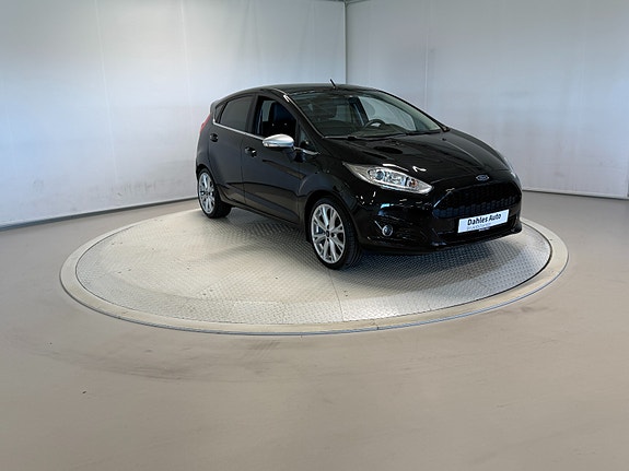 Ford Fiesta 2 of 30
