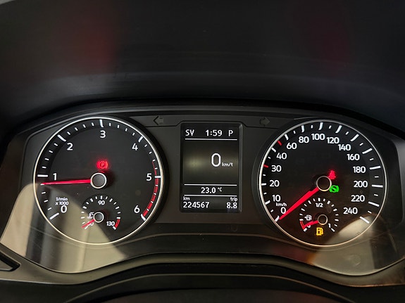 Volkswagen Amarok 20 of 30
