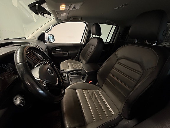 Volkswagen Amarok 6 of 30