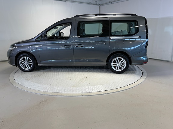 Volkswagen Caddy Maxi 12 of 30