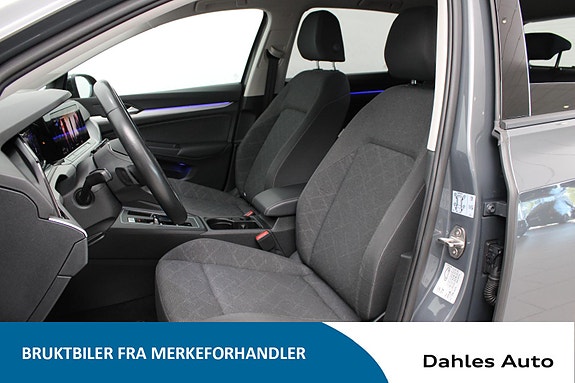 Volkswagen Golf VIII 9 of 23