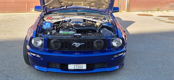 Ford Mustang 13 of 28