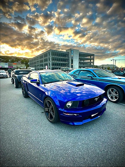 Ford Mustang 12 of 28