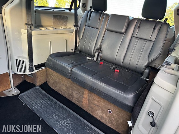 Chrysler Grand Voyager 24 of 30