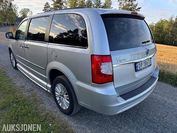 Chrysler Grand Voyager 7 of 30