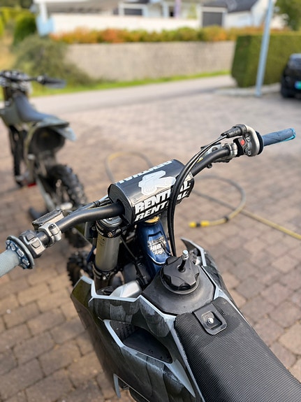 Husqvarna TC 125 - 2023 Modell 4 of 5