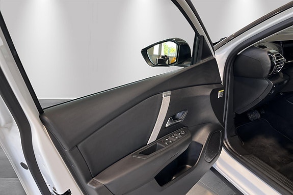 Citroen E-C4 17 of 28