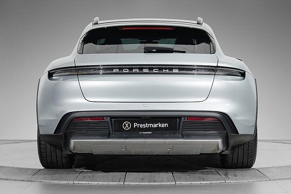 Porsche Taycan Cross Turismo 3 of 30