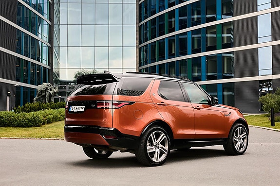 Land Rover Discovery 2 of 30