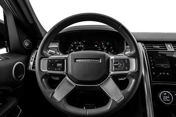 Land Rover Discovery 16 of 30