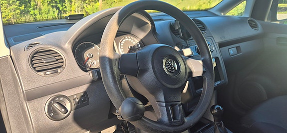 Volkswagen Caddy Maxi 7 of 10