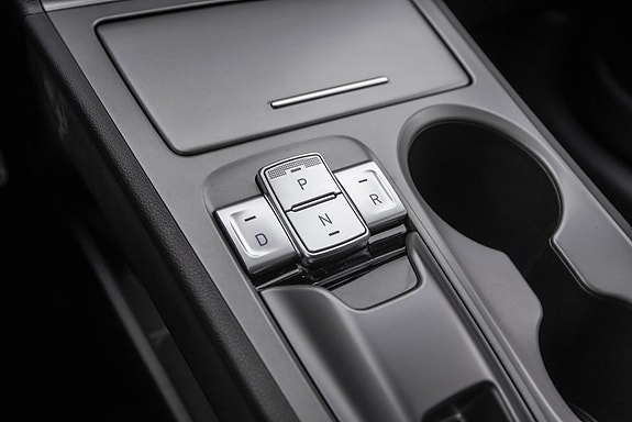Hyundai Kona 12 of 20
