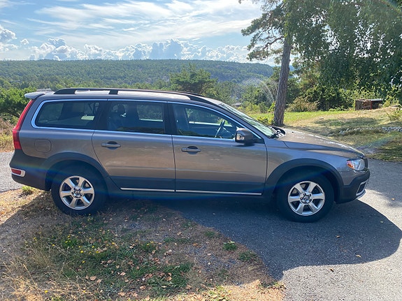 Volvo XC70 9 of 30