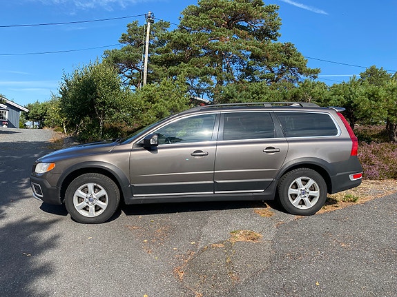 Volvo XC70 4 of 30