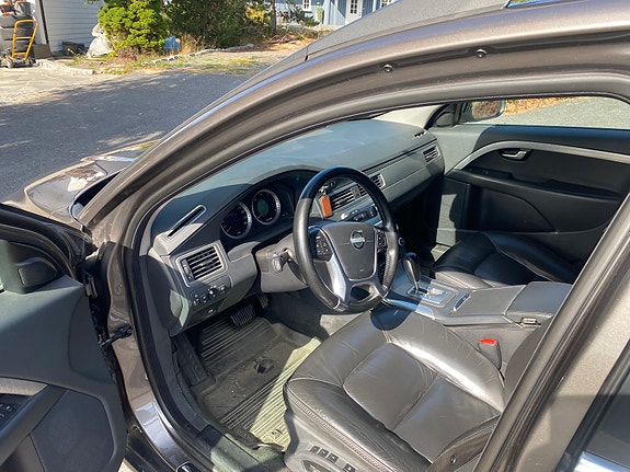 Volvo XC70 13 of 30