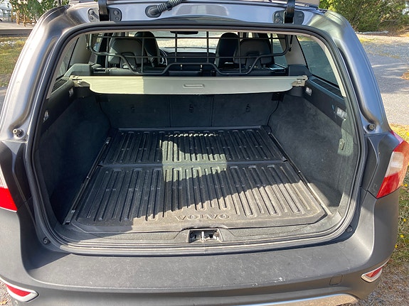 Volvo XC70 23 of 30