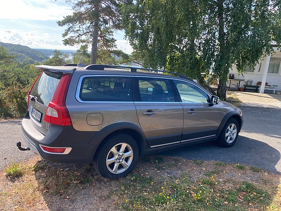 Volvo XC70 10 of 30