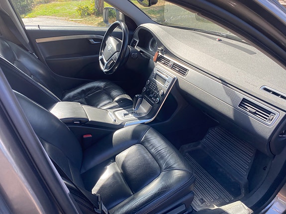 Volvo XC70 19 of 30