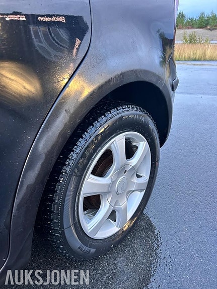 Volkswagen Polo 15 of 30