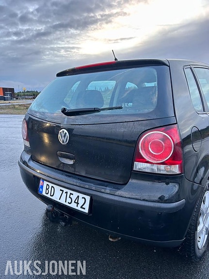 Volkswagen Polo 5 of 30